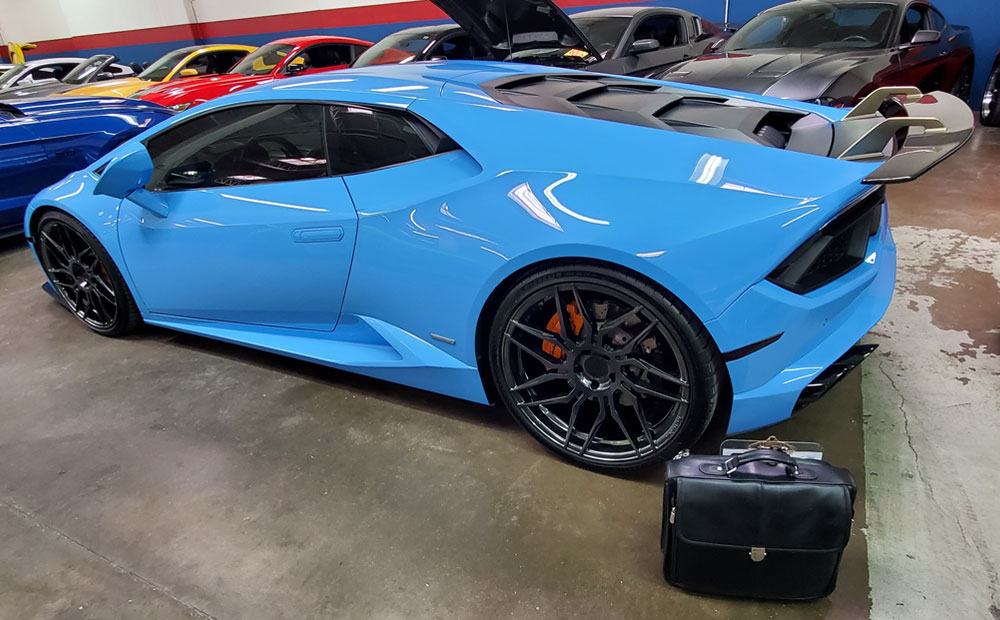 lamborghini - exotic car pre-purchase inspection - interior inspection